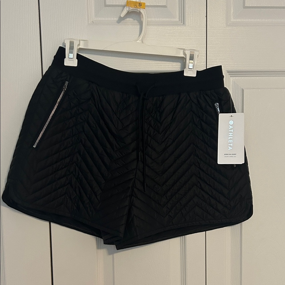 Athleta Women's Black winter apres ski Shorts